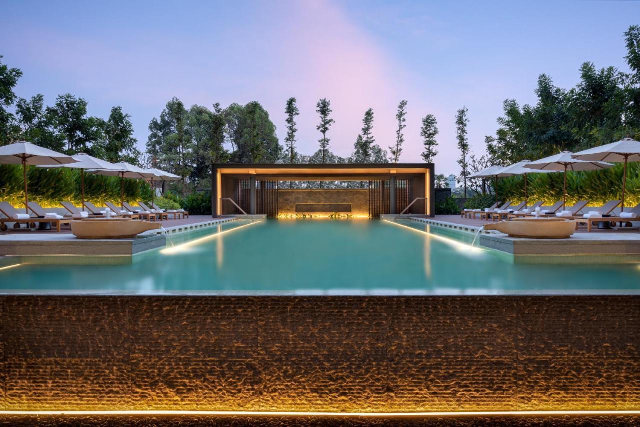 Hyatt Regency 5* Phnom Penh