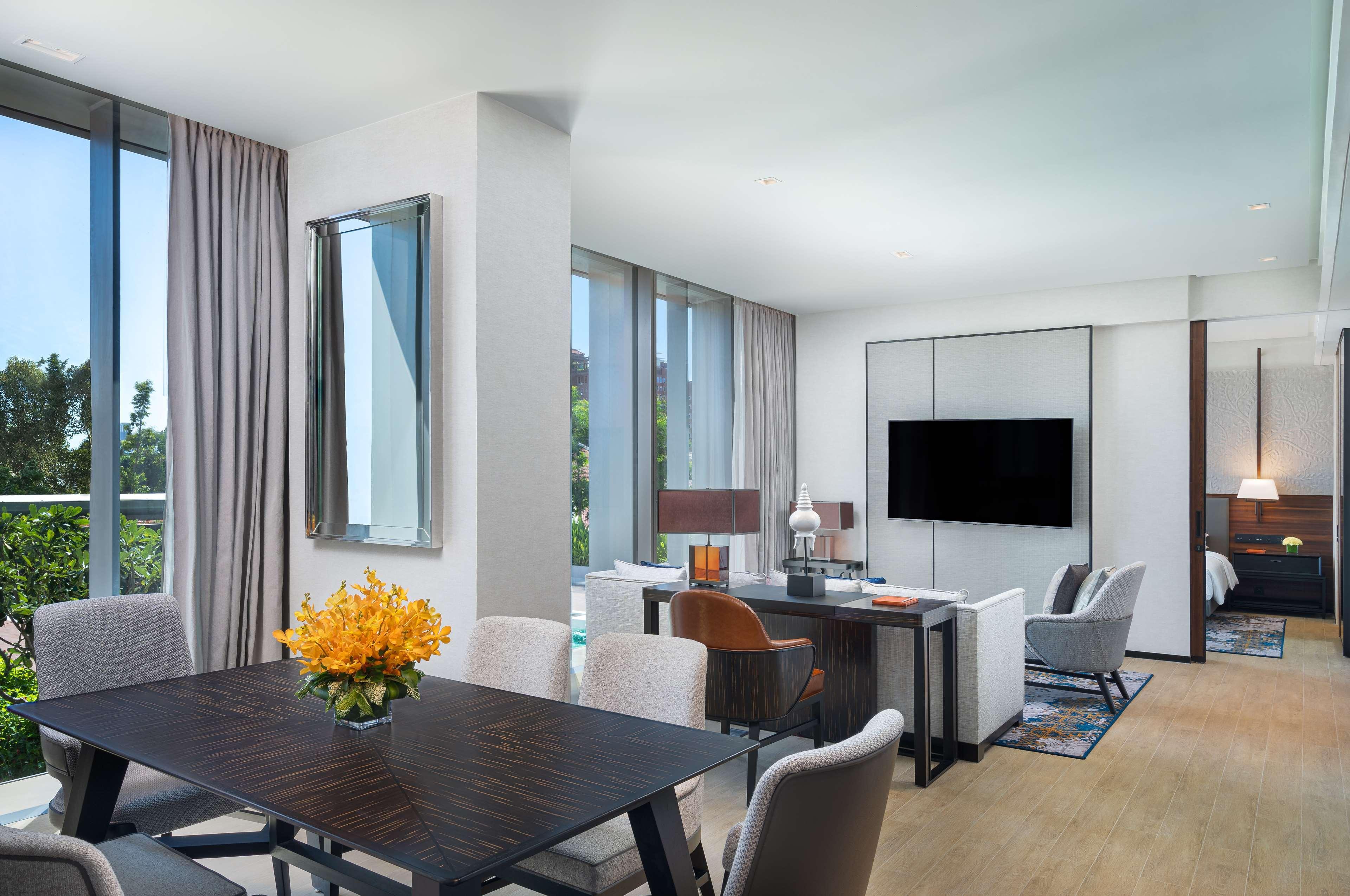 Hyatt Regency Khách sạn